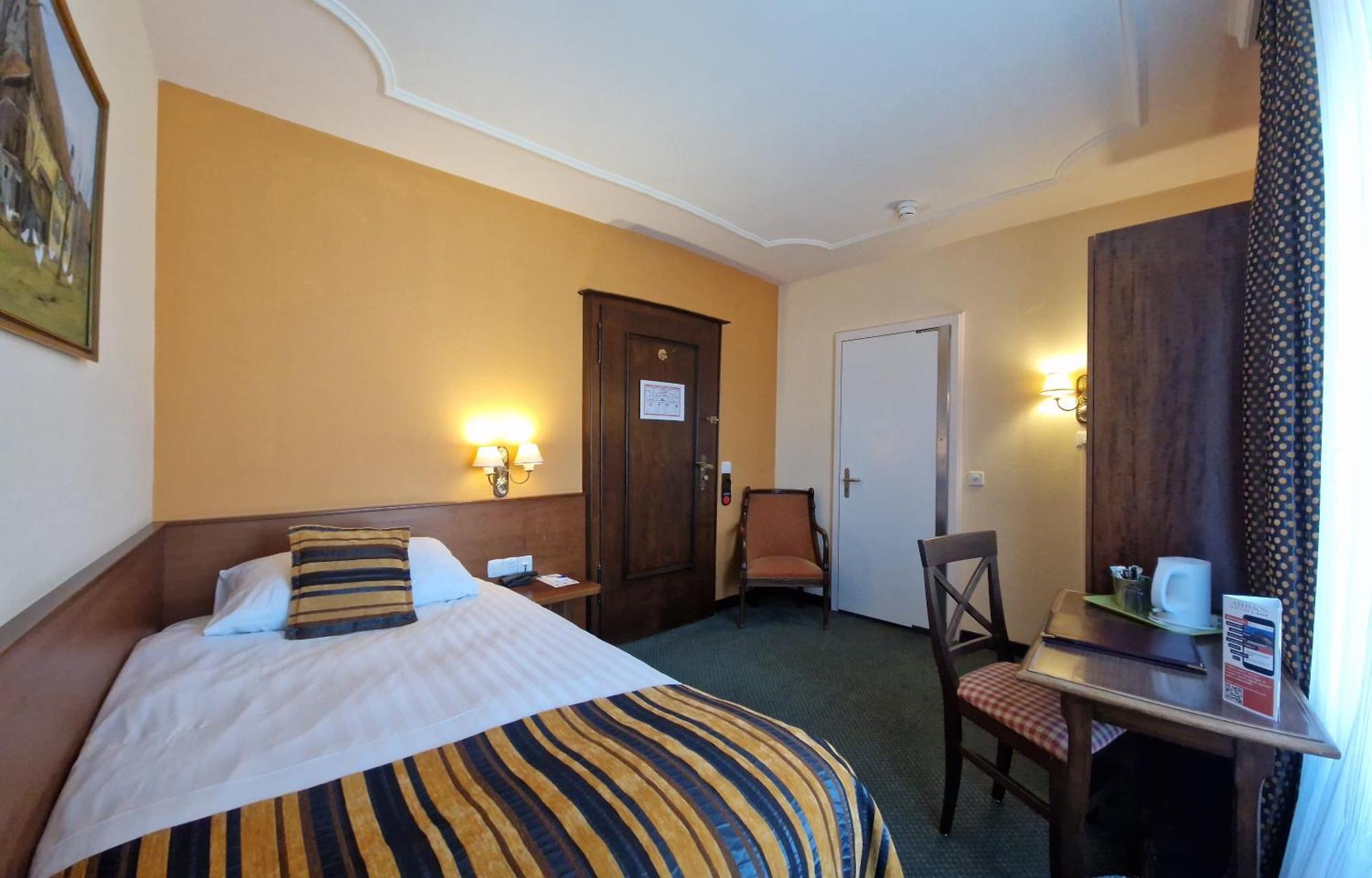 Hotel Athmos La Chaux De Fonds ภายนอก รูปภาพ