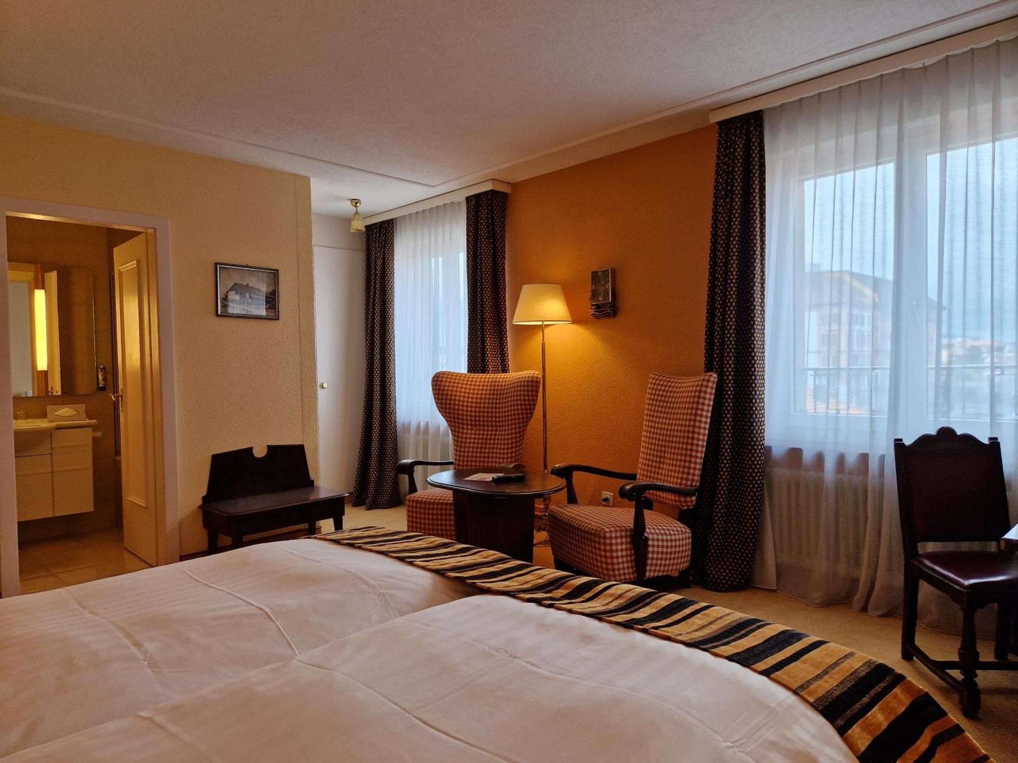 Hotel Athmos La Chaux De Fonds ภายนอก รูปภาพ