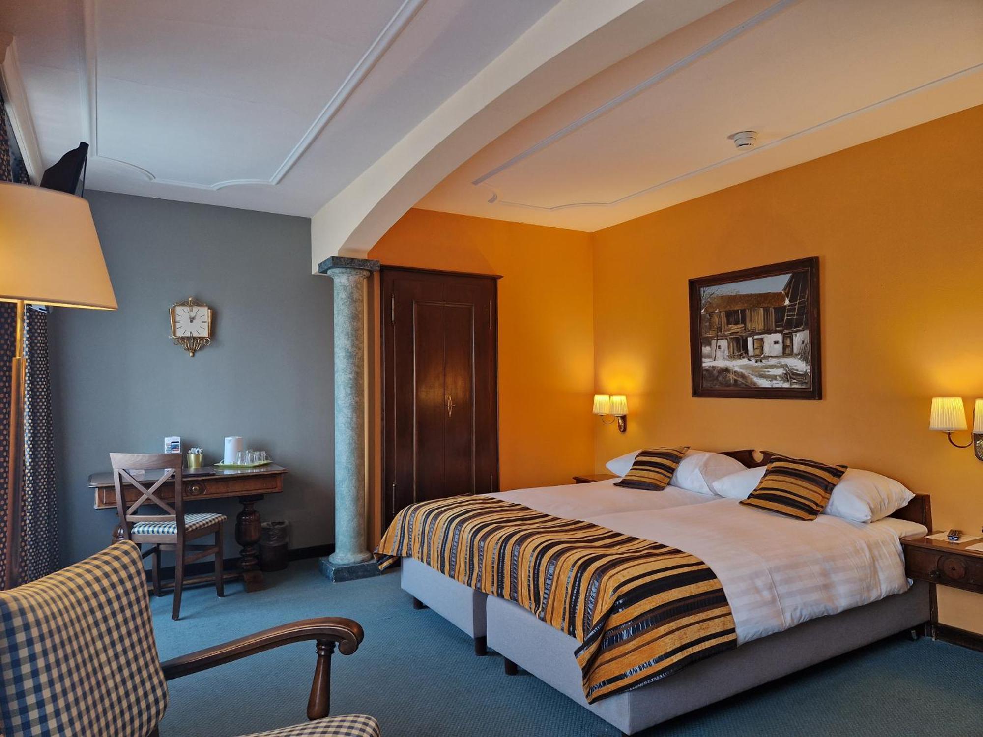 Hotel Athmos La Chaux De Fonds ภายนอก รูปภาพ